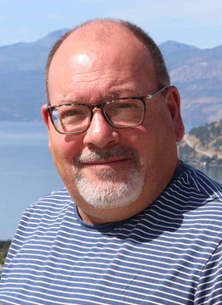 HEADSHOT_JOHNSTON_RUSSELL_Press